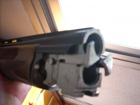 Hola Vendo mi escopeta del calibre 12 marca Super Lamber, superpuesta, expulsora, con 5 polichok y llave 11