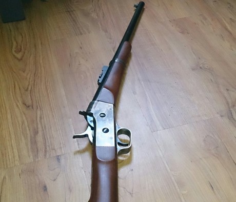Vendo una carabina preciosa de Pedersoli,  sistema Rolling Block,  en calibre 45 Lc, que compre nueva 01