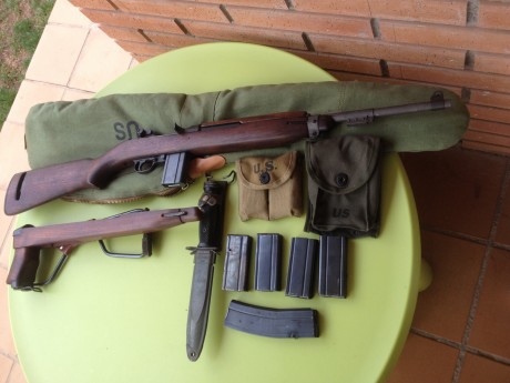 Vendo todo el equipo por dejar el tiro.
M1 30 carbine (está en perfecto estado)
5 cargadores + 1 peine 02