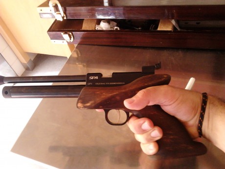 Hola, pongo a la venta por no usar, ya que solo ha tirado un botellin de co2 esta Cp1, tiene el pistolet 00