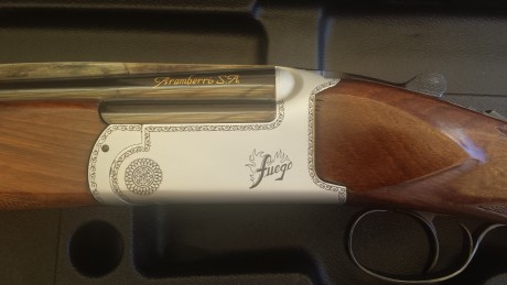 Muy a mi pesar vuelvo a poner a la venta mi aramberri Fuego.
Escopeta en excelente estado, con poco uso, 00