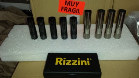 Escopeta Battista Rizzini, 12/70,con menos de 200 tiros, como nueva, maderas seleccionadas, culata regulable 22