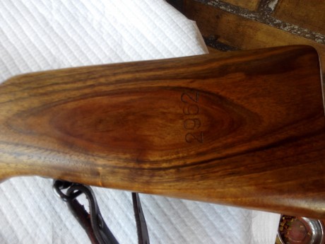 Buenas tardes.

Vendo este Máuser yugoslavo modelo M24/47.

Comentar que se trata de un modelo poco corriente 11