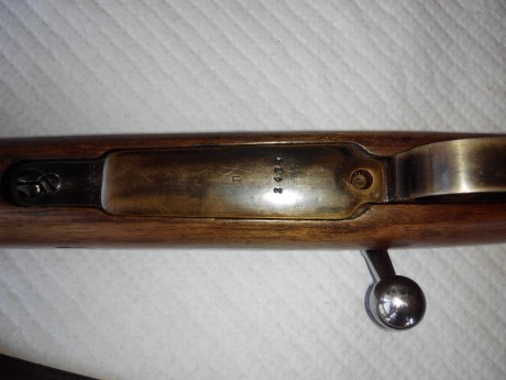 Buenas tardes.

Vendo este Máuser yugoslavo modelo M24/47.

Comentar que se trata de un modelo poco corriente 10