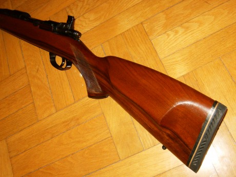 Vendo rifle Brno 98 calibre .30-06, construido sobre acción 98K original SGM.

Estado es EXCELENTE, seminuevo. 00
