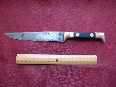Buenas noches compañeros, reciéntemente he adquirido un par de piezas: un cuchillo de factura francesa 01