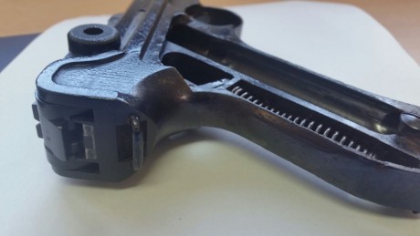Como en alguna ocasión he dicho en este foro, creo que hay buenos entendidos en la pistola Luger Alemana 10
