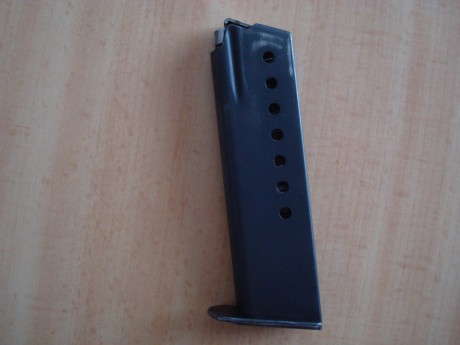  DSC06617.JPG  DSC06619.JPG  DSC06620.JPG 

Cargador para Sig P210 de retenida inferior.100€ con envío 02