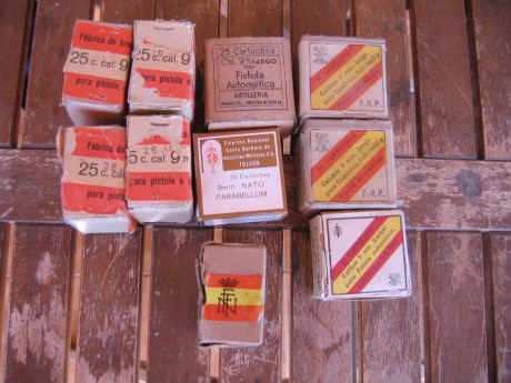 Buenos días.
Tengo 10 cajas vacías del 9 largo las regalo a quien las quiera, pero siempre que las recoja 01