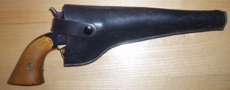Vendo este revolver Remington 44 SB, 200 € incluidos gastos de envío.
Lo tengo hace año y medio y lo he 00