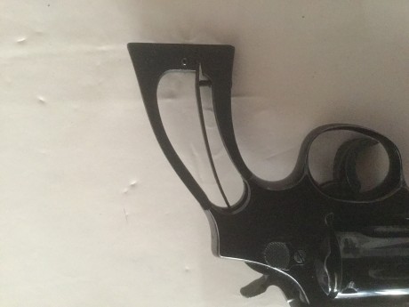  DSC06581.JPG  DSC06582.JPG 

Cachas para revolver S&W armazón K/L. 60€ con envío en península o cambio 70