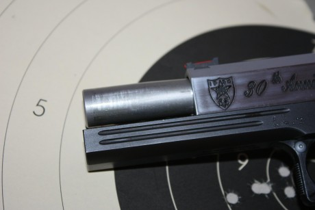 Buenas tardes, un compañero del club me pide que le ponga a la venta esta preciosidad de pistola, una 100
