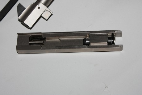 un compañero del club me pide que le ponga a la venta esta maravillosa pistola, se trata de una feinwerkbau 10