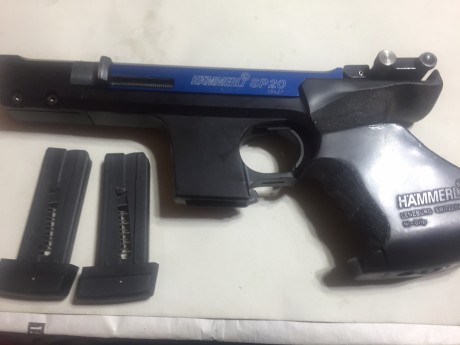 Un amigo vende pistola Hamerli sp-20 en perfecto estado calibres 22 y 32 cacha M incliye recojevainas, 01