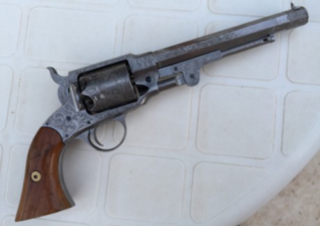 Como la pólvora negra no es lo mío, pongo en venta este revólver.

Me han informado que es una antigua 12