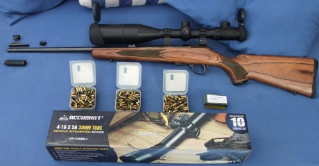 La carabina de cerrojo Remington Five es una buena opción tanto para los tiradores experimentados como 10