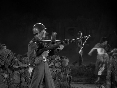 Compañeros,

En vista de las ganas de algunos (Elcafe, Wilcow, Vrakk, etc) por adivinar armas de películas 100