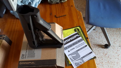 Hola,,pues bueno,,se vende culata magpul original negra que ha estado puesta en el rifle un año,,

NUEVO 02