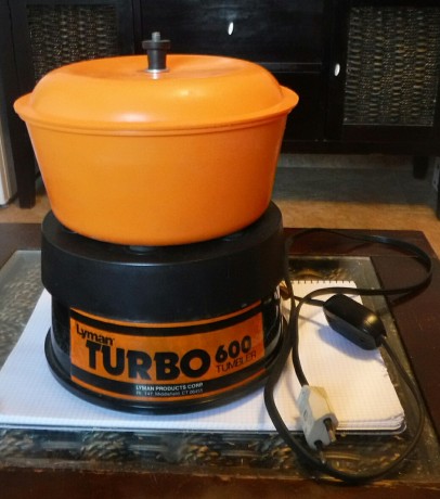 Se vende maquina limpiavainas Lyman turbo 600. Esta nueva en perfecto estado. Se encuentra en malaga y 02
