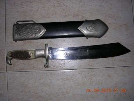Cuchillos de las Unidades de trabajo de la R.A.D., este en concreto se le regaló a uno de los vigilantes 01