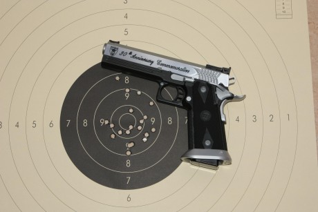Buenas tardes, un compañero del club me pide que le ponga a la venta esta preciosidad de pistola, una 20