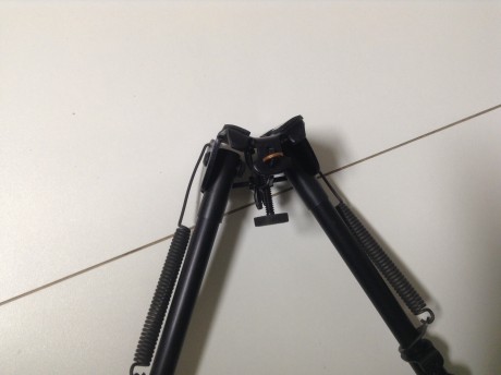 Buenas noches compañeros. Necesito vuestra ayuda.
Veréis, acabo de comprar de segunda mano un rifle semiautomático 102
