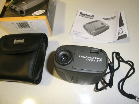 RESERVADO HASTA EL LUNES PRÓXIMO !!
Particular vendo modelo telémetro  BUSHNELL YARDAGE  PRO SPORT 450, 01