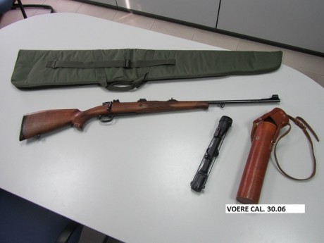 VENDO RIFLE DE CERROJO MARCA VOERE, CAL. 30.06, MONTURAS APEL, CON VISOR MARCA BAUSCH+LONG 3X9, CON SU 00