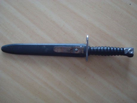  DSC06663.JPG  DSC06677.JPG  DSC06678.JPG 
Bayoneta Suiza para Stg57. 30€ con envío en península. 00