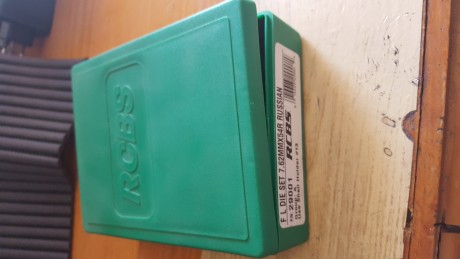 Pués al final los vendo .

 35 eur portes incluidos peninsula  . 
 Están nuevos.
Interesados contactar 00