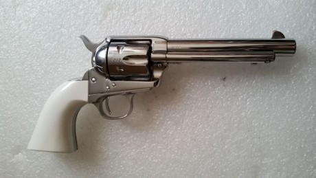Vendo revolver cattleman 357 magnum, lo vendo por que no lo uso, lo tenia un compañero en libro colecionista 01