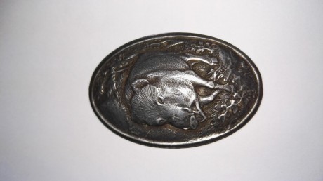 Vendo placa pistolet para rifle Blaser, sustituye perfectamente a la de goma que trae el rifle.
Figura 00