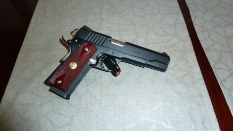 Vendo magnífica Para Ordnance SSP en cal 45 ACP. Es una pistola 1911 monohilera. Su estado estético es 01