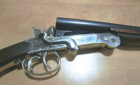   RESERVADA !!  
Vendo paralela  EL FAISAN , (A.P.), de perrillos  y  plegable. Con cañones  de 71 cms 10
