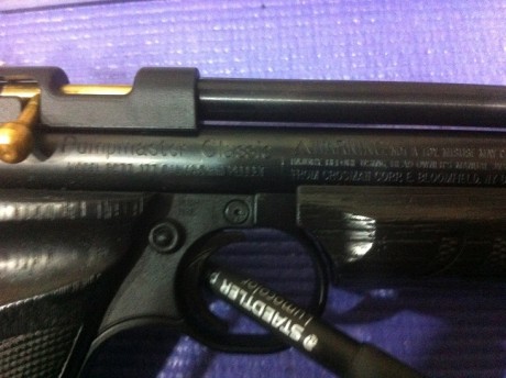 pues eso vendo estas dos pistolitas , del calibre 4,5 ambas, si quereis mas fotos por wasapp os las puedo 01