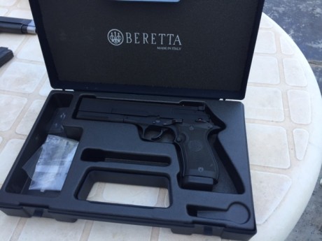 Vendo pistola Beretta 87 target calibre 22 lr con muy pocos disparos, practicamente nueva. Guiada en F. 02