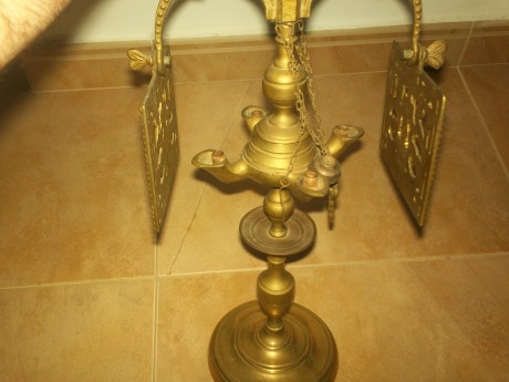 vendo belon de bronce en perfecto estado y completo 50 euros
 fasciculos n 44-47-55-56-93-97-136 de la 12