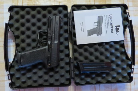  VENDIDA 
Hola, vendo el siguiente arma:

Pistola HK compak cal. 9mm. Perfecto estado, como se ve, con 02