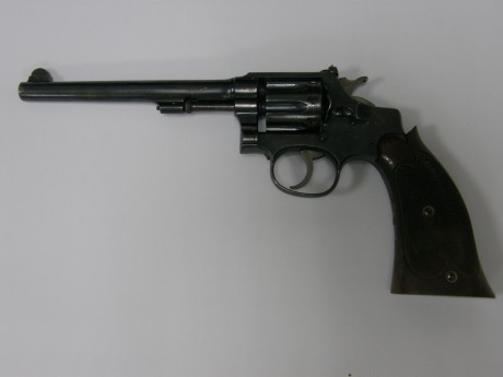 Un amigo pone a la venta su revólver Royal del calibre 22 fabricado por Beistegui Hermanos en 1929.
Como 02