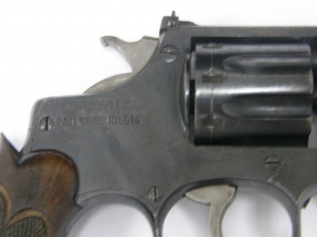 Un amigo pone a la venta su revólver Royal del calibre 22 fabricado por Beistegui Hermanos en 1929.
Como 11