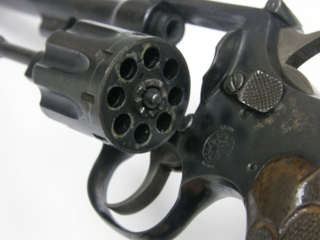 Un amigo pone a la venta su revólver Royal del calibre 22 fabricado por Beistegui Hermanos en 1929.
Como 10