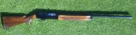 Benelli sl121 urbino italy. Cañón de 71cm fijo de 3 estrellas. Tiene muy pocos tiros, jamás se ha encasquillado. 00