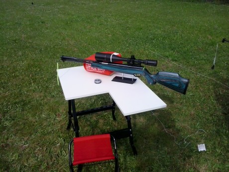Tengo esta seta al que no le voy a dar uso.Se monta en la carabina sin tener que modificar nada, usando 92