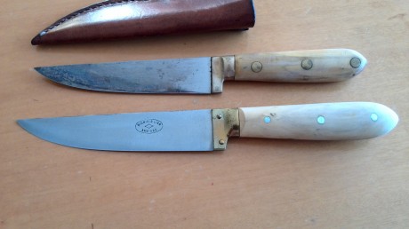 Cuchillero de Zaragoza que surtió de estos cabriteros a la mayoría de las cocinas de la provincia.
Éste 70
