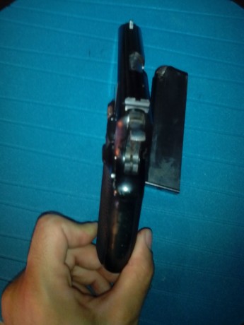 Saludos foreros:
Pongo a la venta una pistola estar bkm. Como veis en las fotos está nueva. Era arma de 11