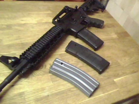 Vendo rifle Luvo LA15 M4 calibre .300 blackout con cañón de 16" paso twist 1:9.
Está nuevo, no ha 00