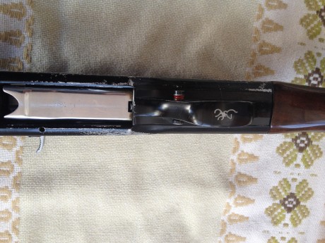 Hola, púes lo dicho cambio mi escopeta semiautomática marca BROWNING B80 SL ,me interesaría cambiarla 12