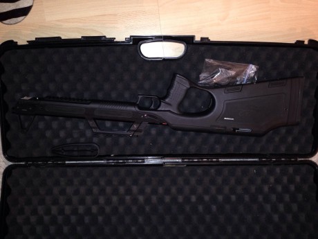 VENDO CARABINA WALTER G22 NEGRA CON VISOR LASER WALTER ORIGINAL, ESTADO IMPECABLE POR 280 €, TAMBIÉN ACEPTO 02