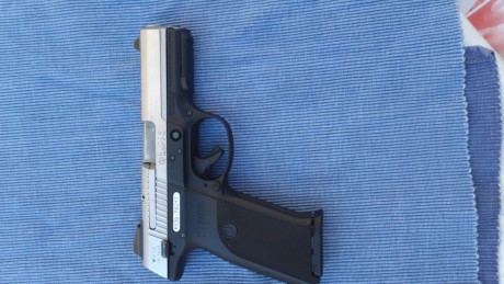 Hola amigos, cambio mi ruger modelo SR9, por pistola compacta tipo sw bodyguard etc. 01