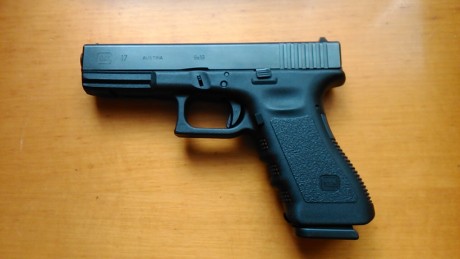VENDIDA. CERRAR.

Vendo Glock 17 3 gen. 9mm.

Comprada a un compañero.
Como nueva. Tanto estética como 01
